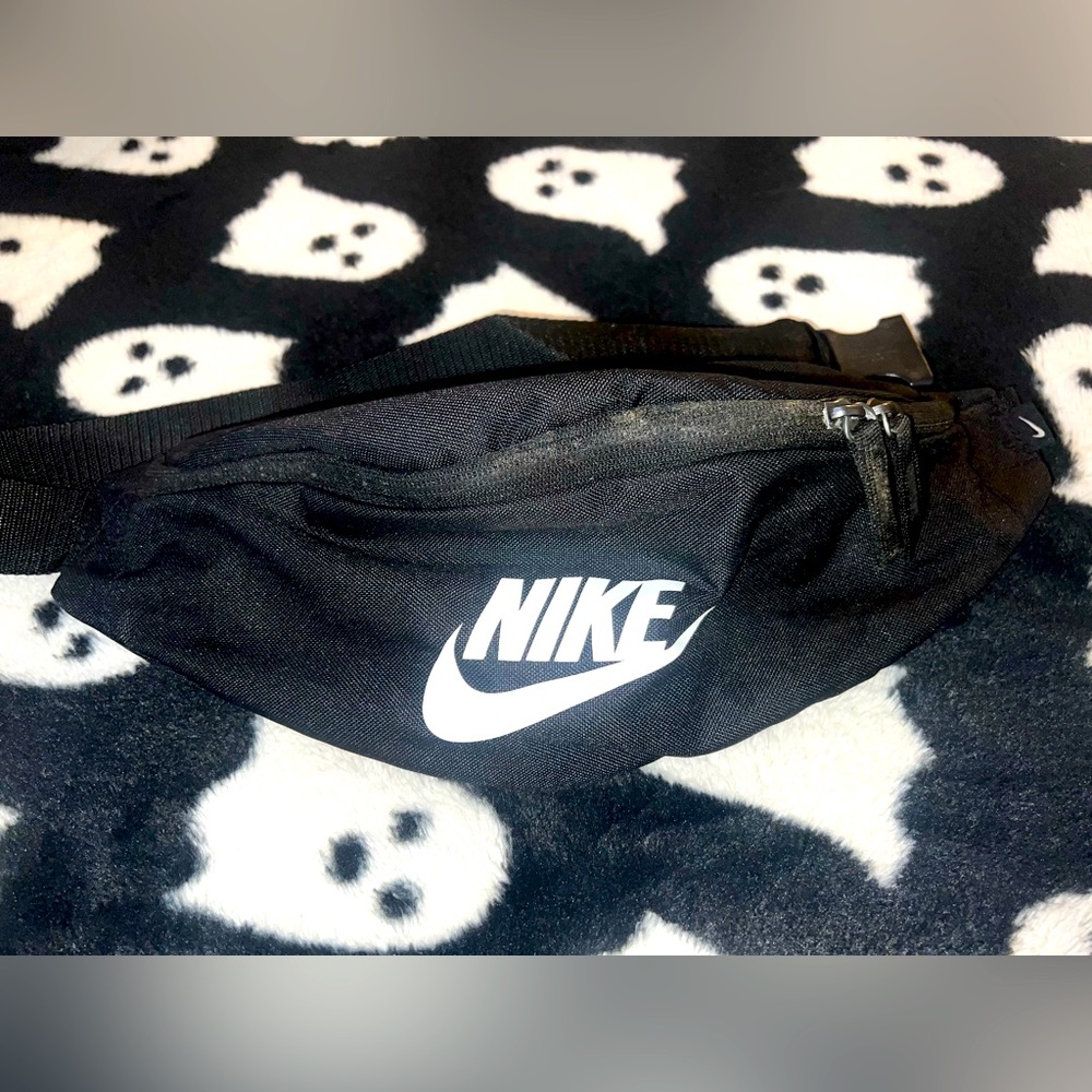 Nike Black and White Belt Bag